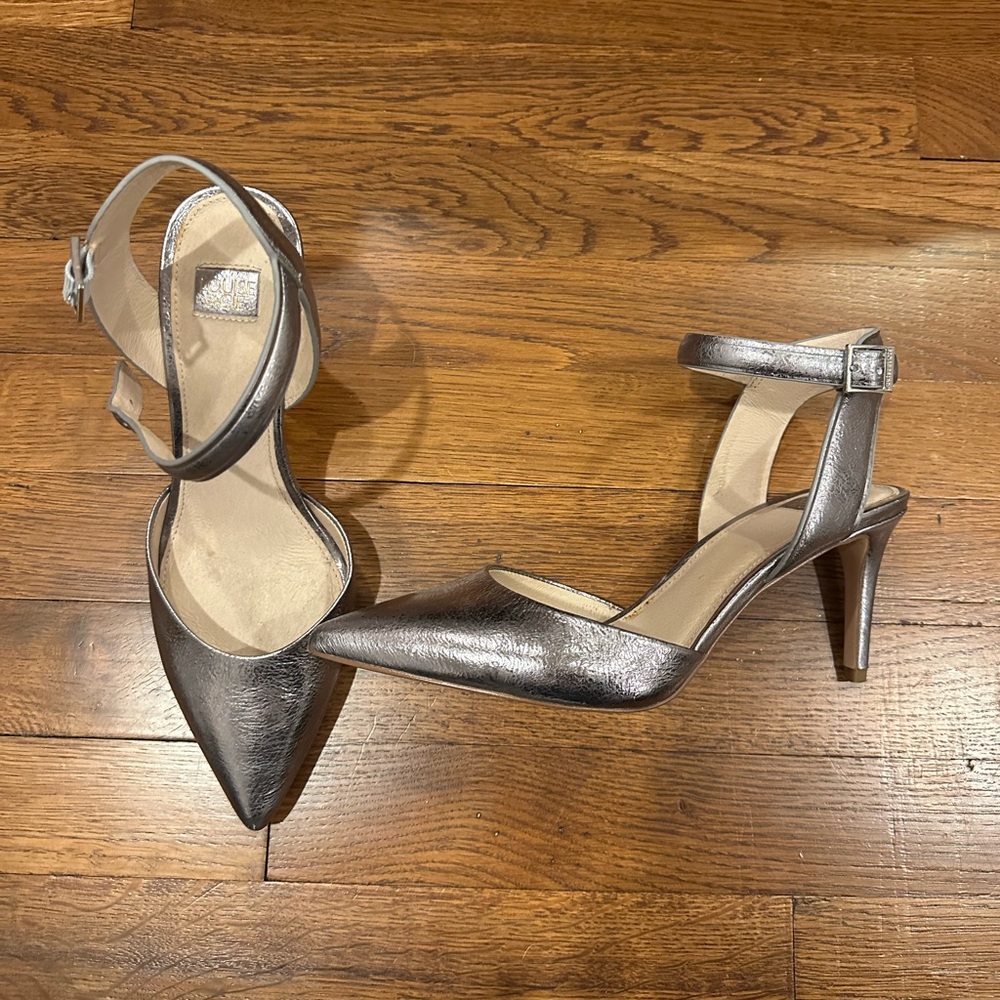 Louise Et Cie Pointy Toe Ankle Straps Silver Size 8.5 Heels Pumps (wore once)
